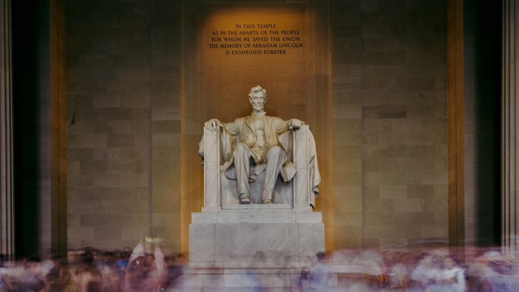 Abraham Lincoln Sculpture