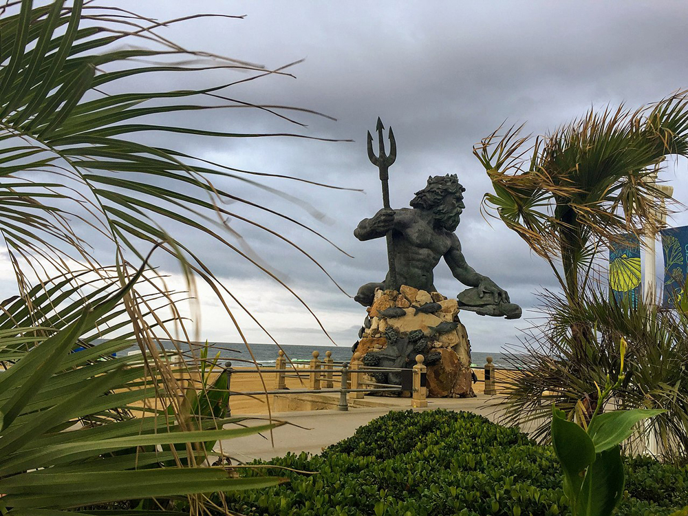 statue of Neptune