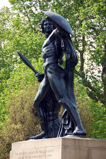 statue of achilles