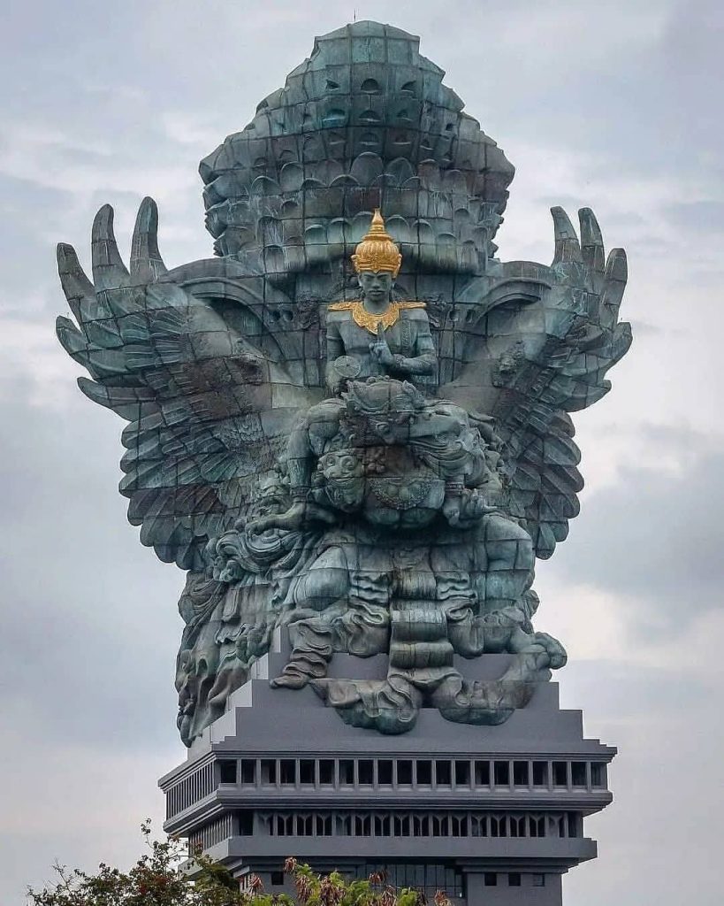 Garuda Wisnu Kencana Statue