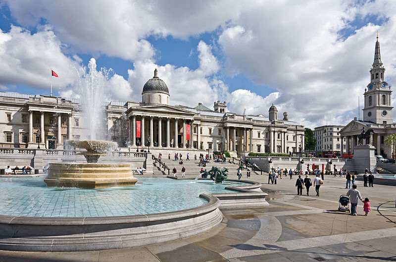 trafalgar square statue
