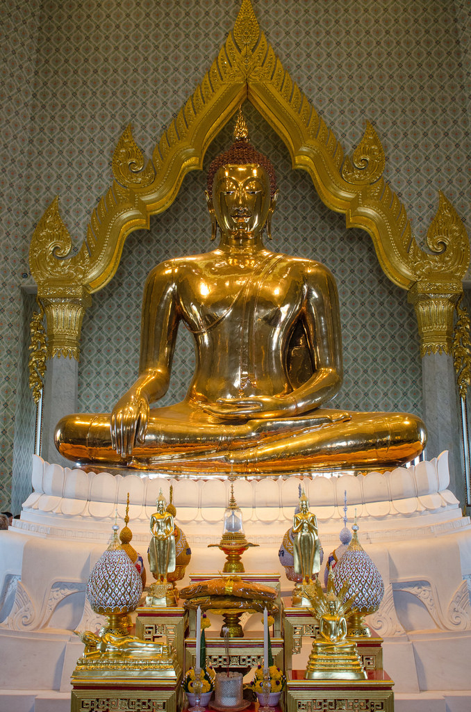 Golden Buddha Statue