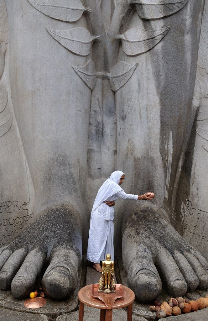 gomateshwara statue 