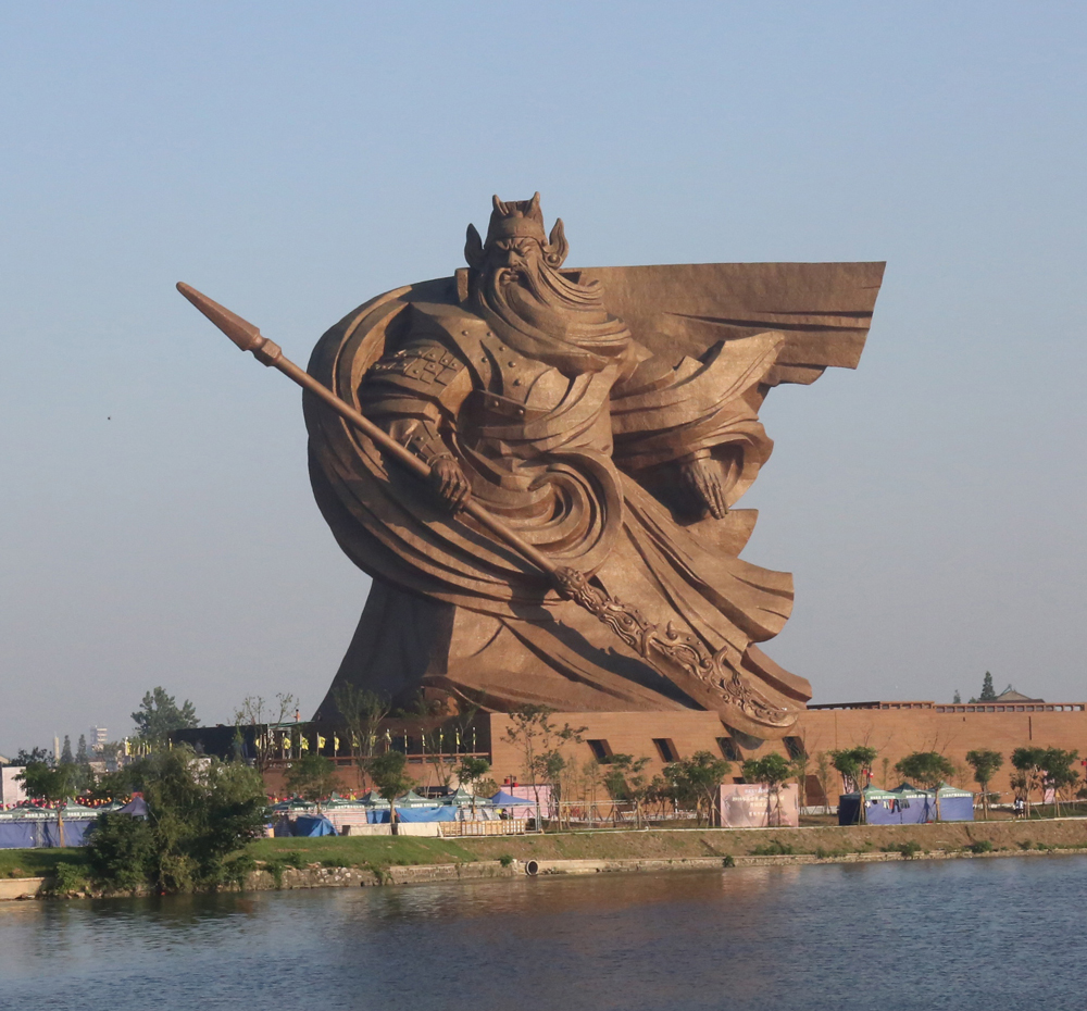 Guan Yu Statue