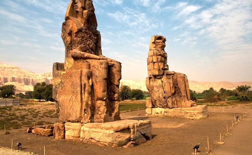 colossi of memnon