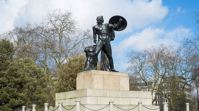 statue of achilles