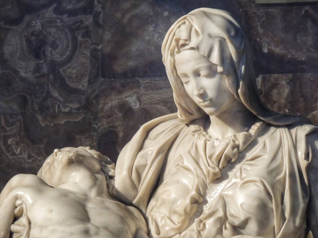 the pieta sculpture