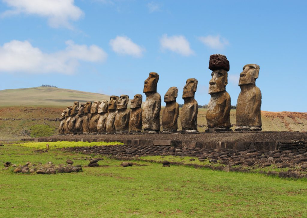 moai statue