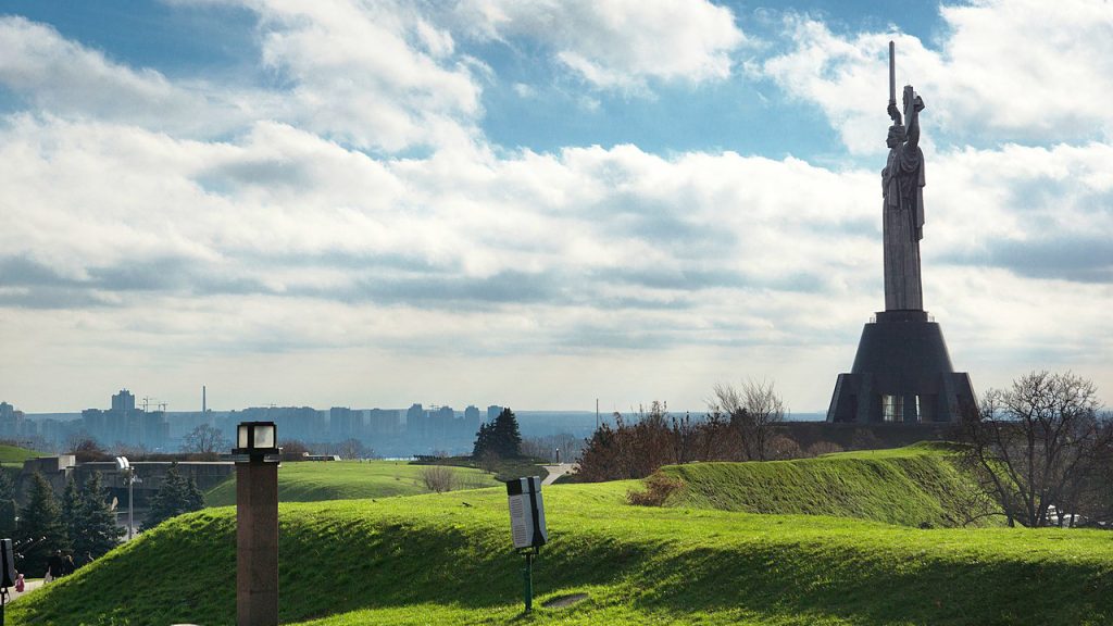 ukrainian motherland monument