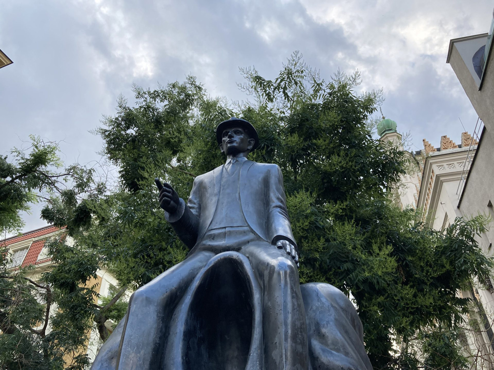 statue of franz kafka