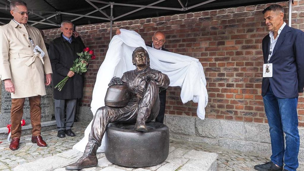 ayrton senna monument