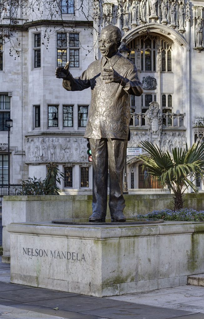 Nelson Mandela Statue