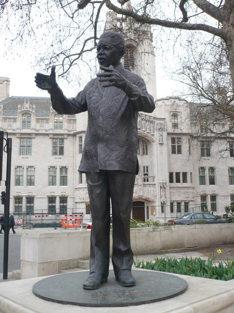 Nelson Mandela Statue