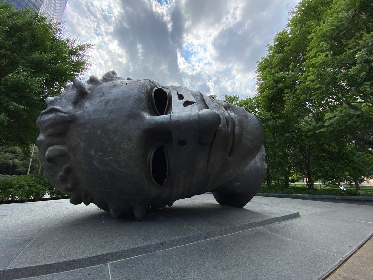 eros bendato sculpture