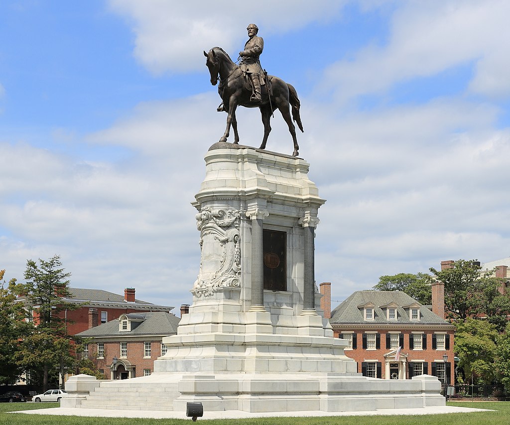 robert e lee monument