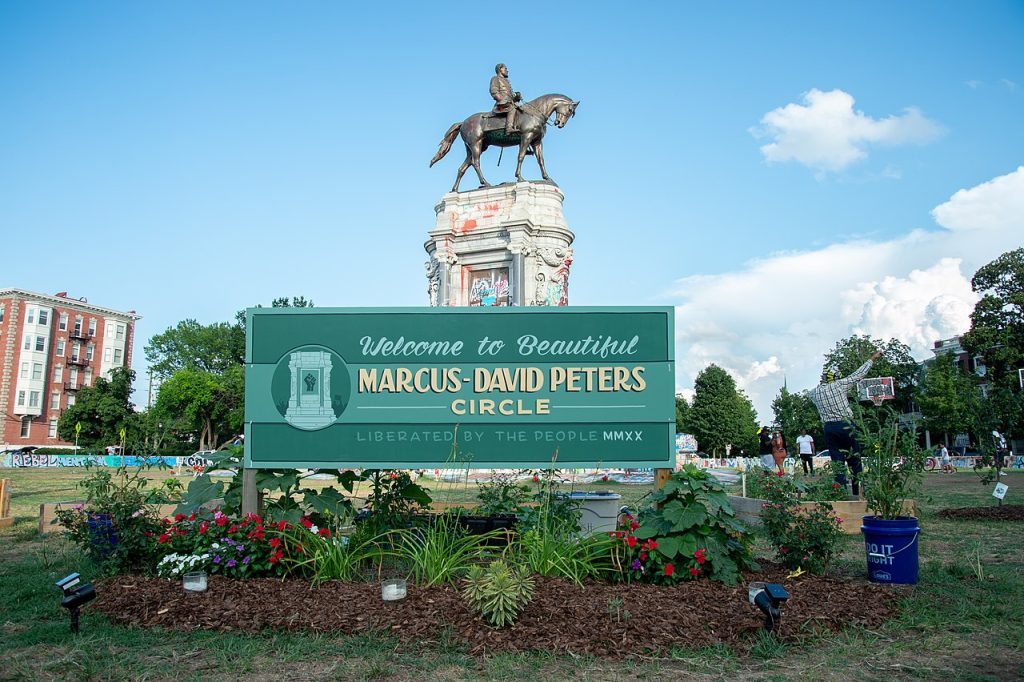 robert e lee monument