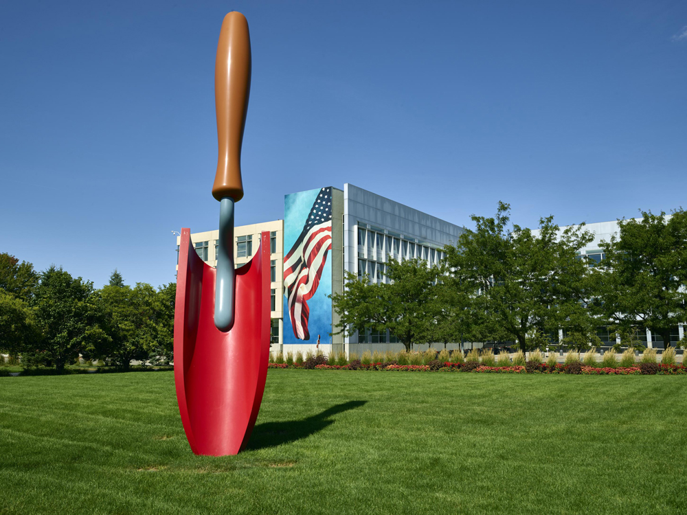 Claes Oldenburg and Coosje Van Bruggen