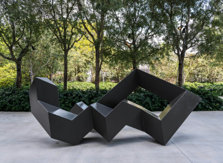 Tony Smith’s Monumental Abstract Forms