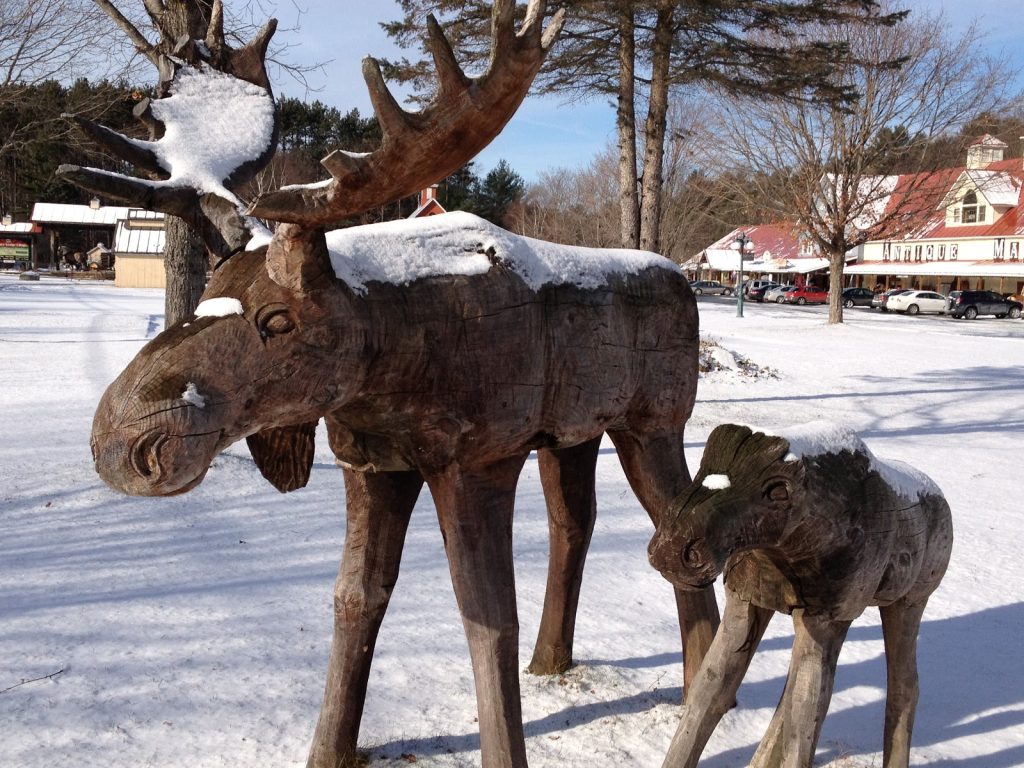 wooden moose sculpture
