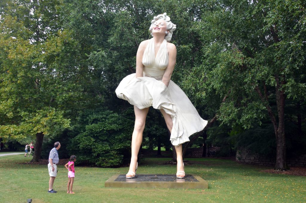 Oversized figurative landmark sculpture