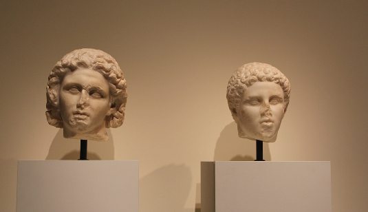 Symbolism of Youth and Power in Alexander the Great Sculpture