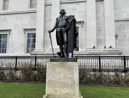 Standing George Washington Statues in Public Squares