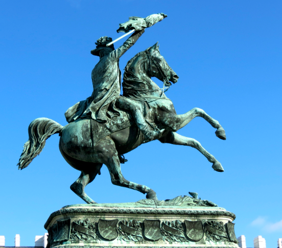 equestrian horse statue3